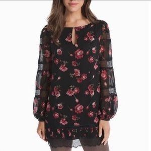 White House black market tunic top